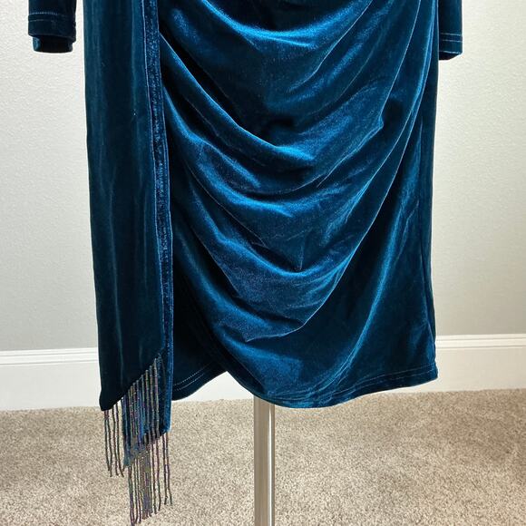 Tahari ASL Long Sleeve Velvet Sheath Cocktail Dress Blue Size 16 Beaded Sash - Picture 9 of 15